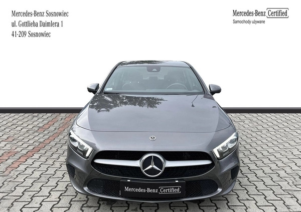 Mercedes-Benz Klasa A cena 88999 przebieg: 74465, rok produkcji 2018 z Sosnowiec małe 67